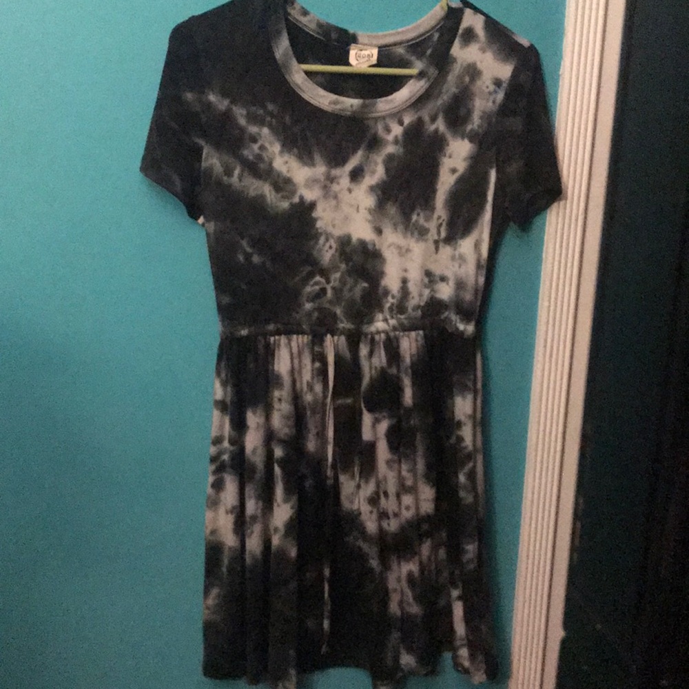 Black and white tie die dress